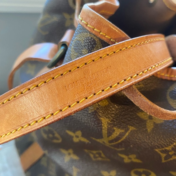 Louis Vuitton GM NOÉ ✨ - Picture 5 of 17